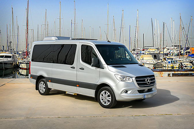 george taxi mercedes sprinter